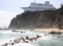 Sail Away In Luxury: Discover The Ship-Shaped Hotel In Korea